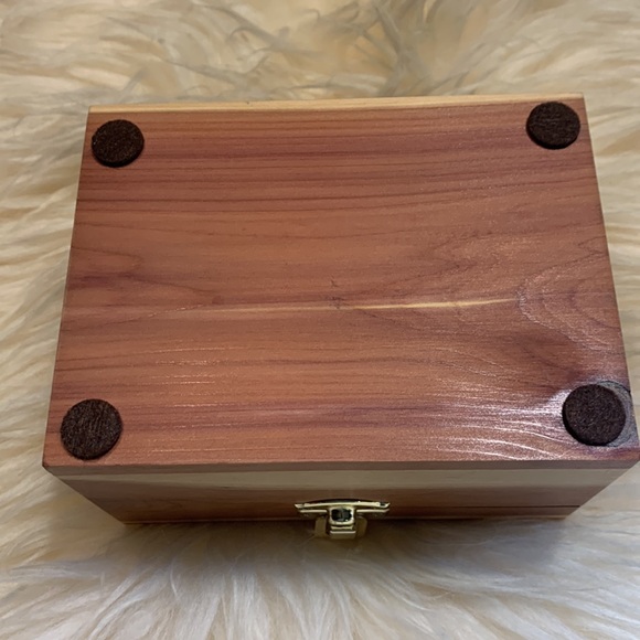 SALE!! Handmade wooden box - Picture 5 of 12